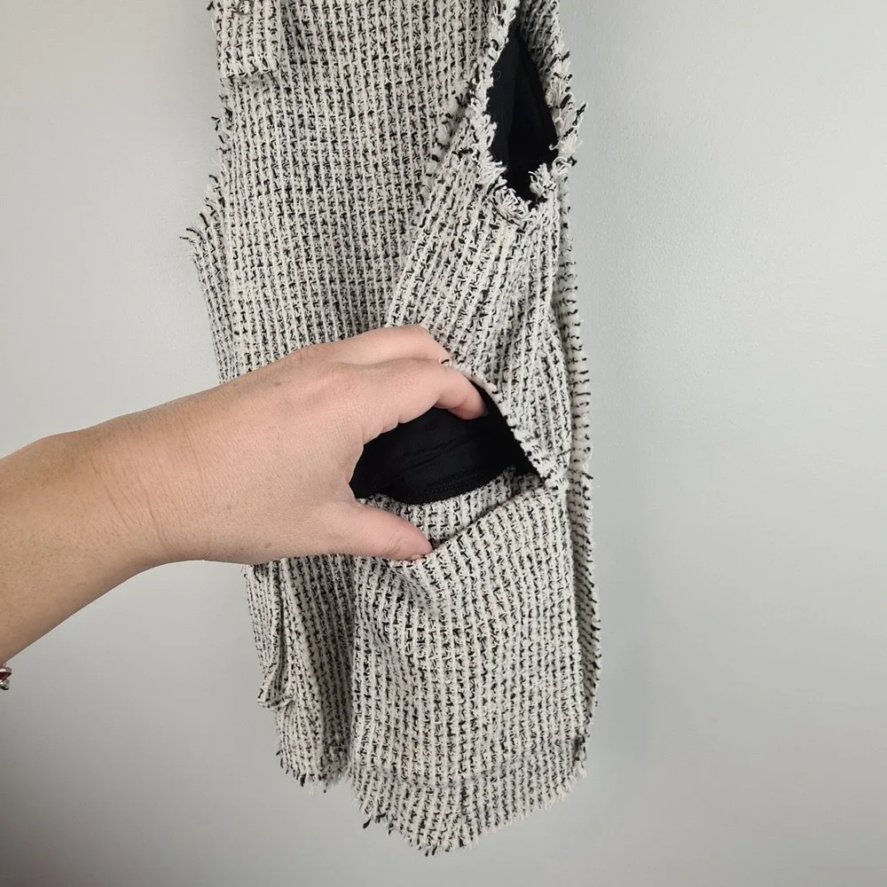 Zara Girls Frayed Tweed Jumper Black and White Dress Size‎ 6 Pockets Lined